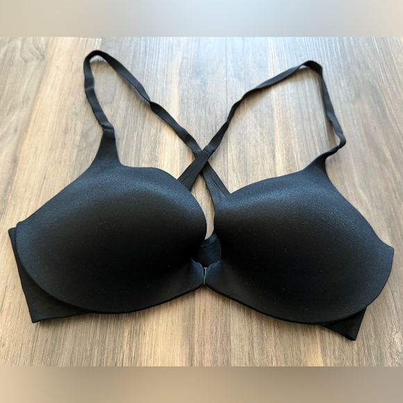 Victoria's Secret Cross-Back Underwire Push-Up Bra Size 34C - Picture 6 of 7